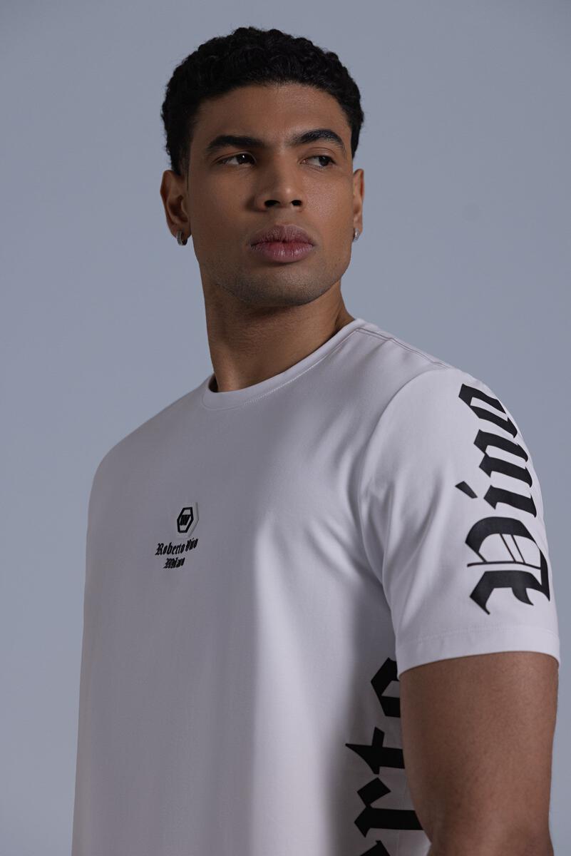 Roberto Vino T-Shirt